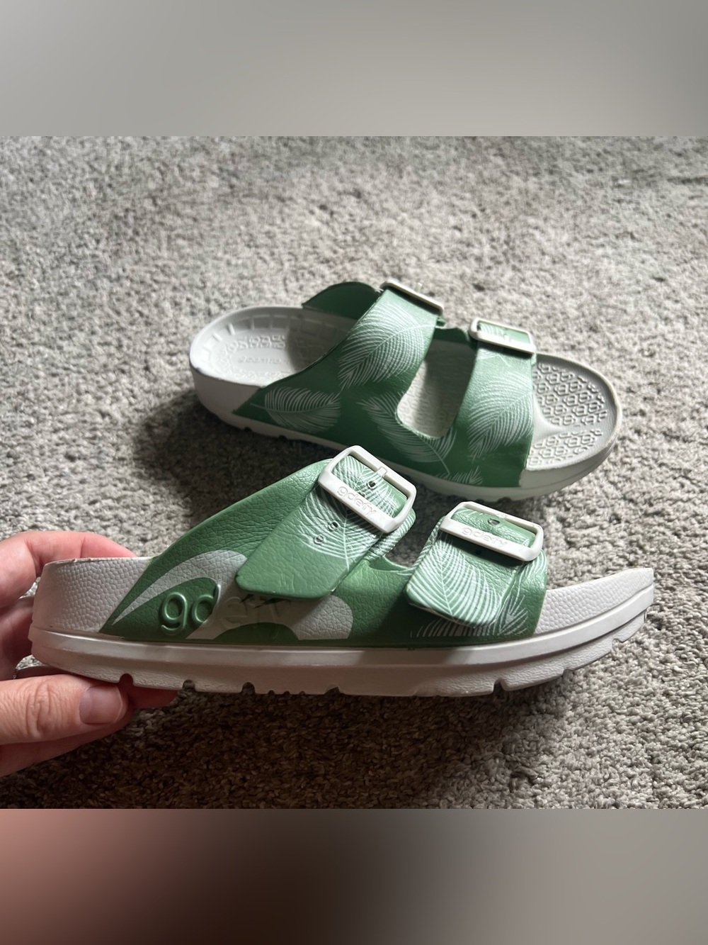 GDEFY Size 8 Orthotic Adjustable Recovery Slide Sandals VersoCloud White Green